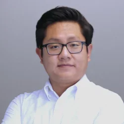 Portrait of Jason Niu